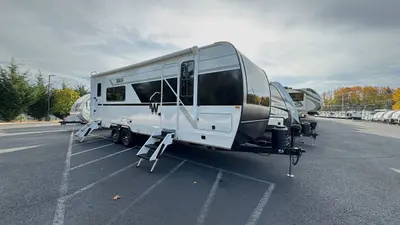 2026 Winnebago Thrive photo 3