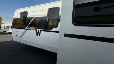 2026 Winnebago Thrive photo 6