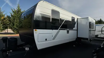 2026 Winnebago Thrive photo 5