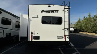 2026 Winnebago Thrive photo 8