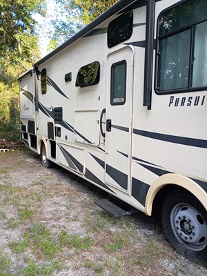 2020 COACHMEN PURSUIT photo 7