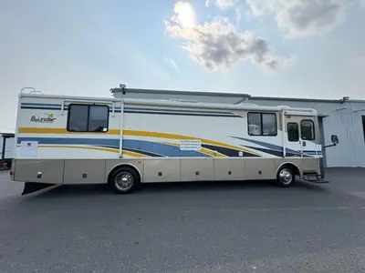 2003 Fleetwood Bounder Diesel photo 10