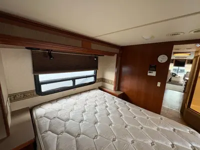 2003 Fleetwood Bounder Diesel photo 47