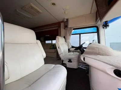 2003 Fleetwood Bounder Diesel photo 13