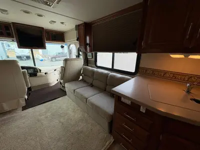 2003 Fleetwood Bounder Diesel photo 22