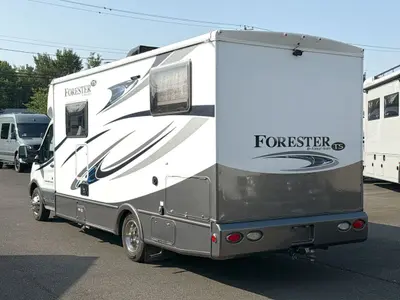 2018 Forest River Forester photo 7