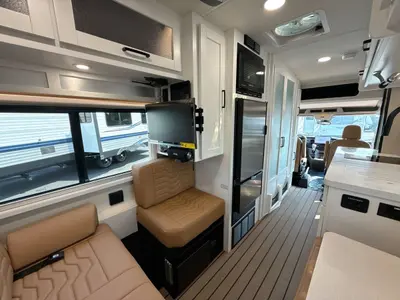 2027 Coachmen Beyond photo 38