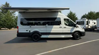 2027 Coachmen Beyond photo 5