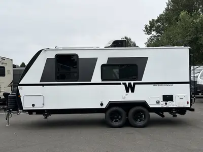 2027 Winnebago Micro Minnie photo 6