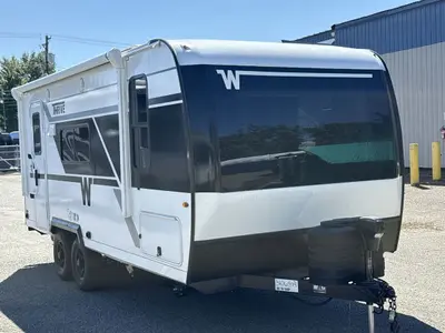 2027 Winnebago Thrive photo 3