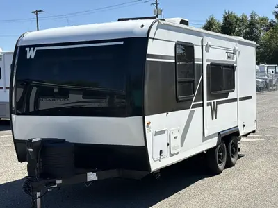 2027 Winnebago Thrive photo 5