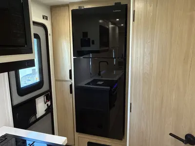 2027 Winnebago Thrive photo 24