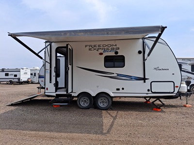 Used 2020 Coachmen Freedom Express Blast 17BLSE