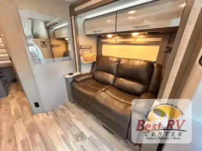 2018 Thor Motor Coach Compass photo 13