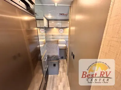 2018 Thor Motor Coach Compass photo 33