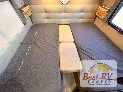 2018 Thor Motor Coach Compass photo 42