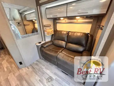 2018 Thor Motor Coach Compass photo 14