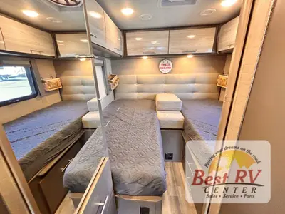 2018 Thor Motor Coach Compass photo 36