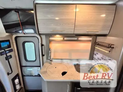 2018 Thor Motor Coach Compass photo 27