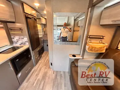 2018 Thor Motor Coach Compass photo 20