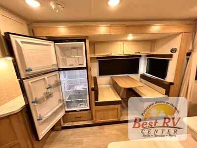 2027 Ember RV E-Series photo 18