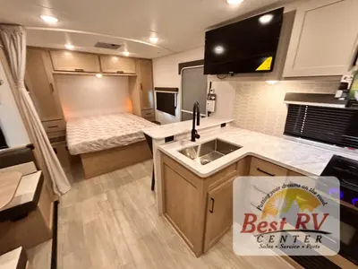 2027 Ember RV E-Series photo 40