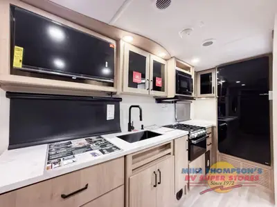 2026 Grand Design Imagine XLS photo 18