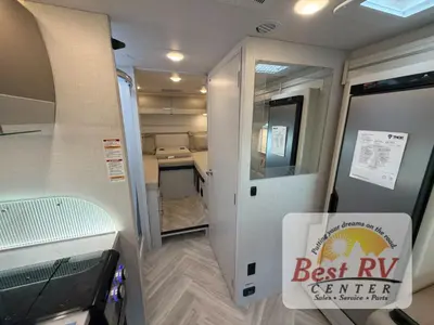 2027 Thor Motor Coach Delano Sprinter photo 32