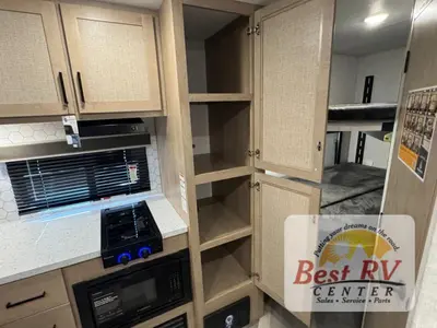 2027 Ember RV E-Series photo 36