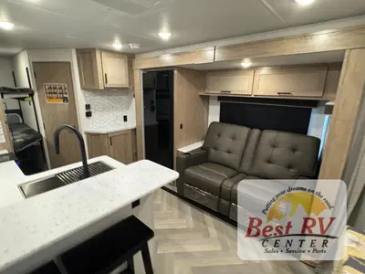 2027 Ember RV E-Series photo 16