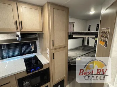 2027 Ember RV E-Series photo 35
