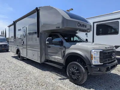 New 2027 Thor Motor Coach Omni X32