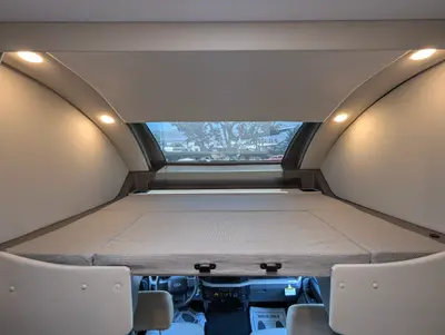2027 Thor Motor Coach Omni photo 28