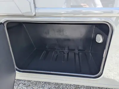 2027 Thor Motor Coach Omni photo 13