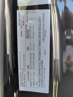 2027 Thor Motor Coach Omni photo 8