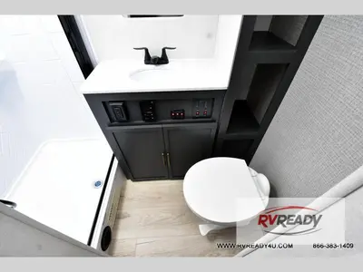2027 Forest River Surveyor Legend photo 17