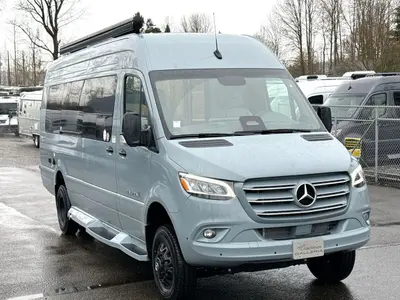 New 2026 Coachmen Galleria 24FL Li