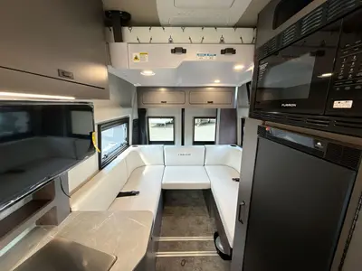 2027 Grand Design Lineage Series VP photo 33