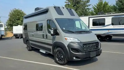 2027 Grand Design Lineage Series VP photo 6