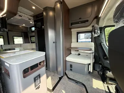 2027 Grand Design Lineage Series VP photo 37