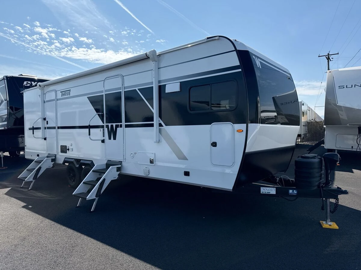 2027 Winnebago Thrive exterior