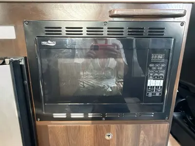 2020 Winnebago Travato photo 31