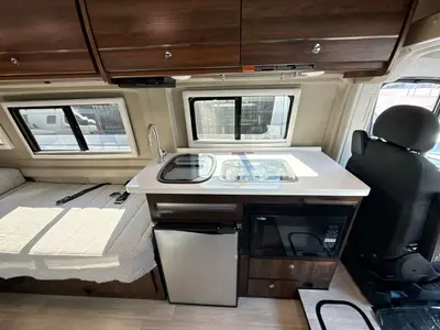 2020 Winnebago Travato photo 17