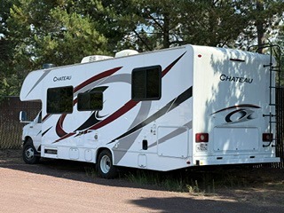 2023 THOR MOTOR COACH CHATEAU photo 2
