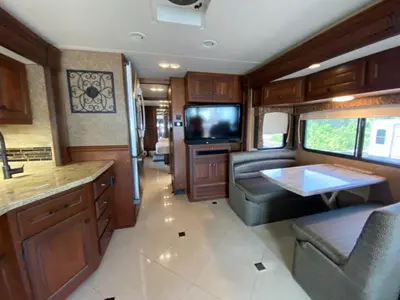 2014 Forest River Berkshire photo 25