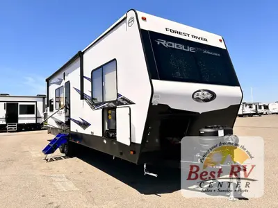 New 2027 Forest River Vengeance Rogue Armored 26L140