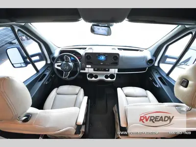 2023 Thor Motor Coach Four Winds Sprinter photo 26