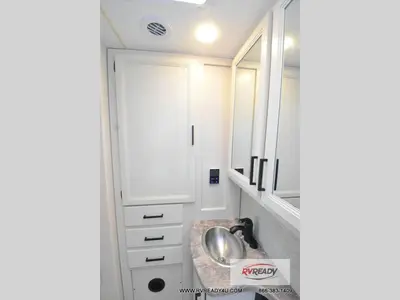 2023 Thor Motor Coach Four Winds Sprinter photo 20