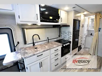 2023 Thor Motor Coach Four Winds Sprinter photo 8