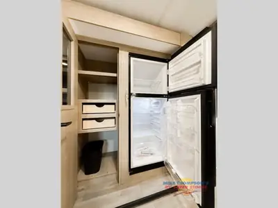 2026 Grand Design Imagine XLS photo 27
